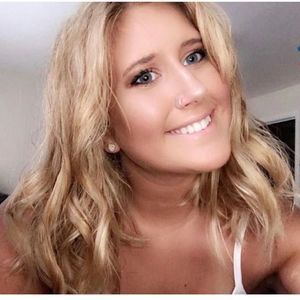 Meet your Posher, Talia